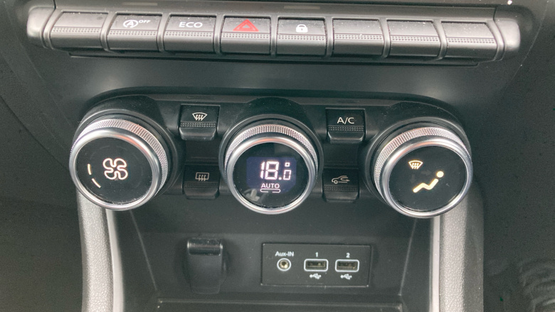 Renault Captur 1.0 TCE 100 Iconic 5dr Petrol Hatchback